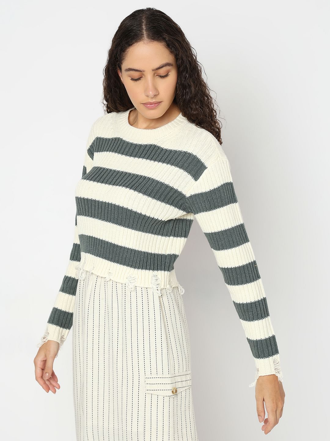 Beige Colourblocked Cropped Pullover