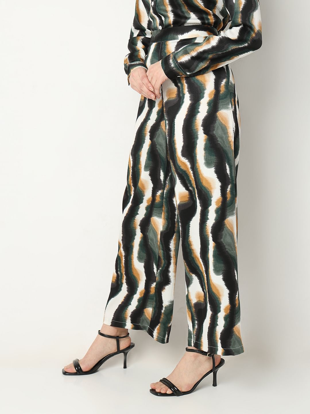 White Mid Rise Printed Pants