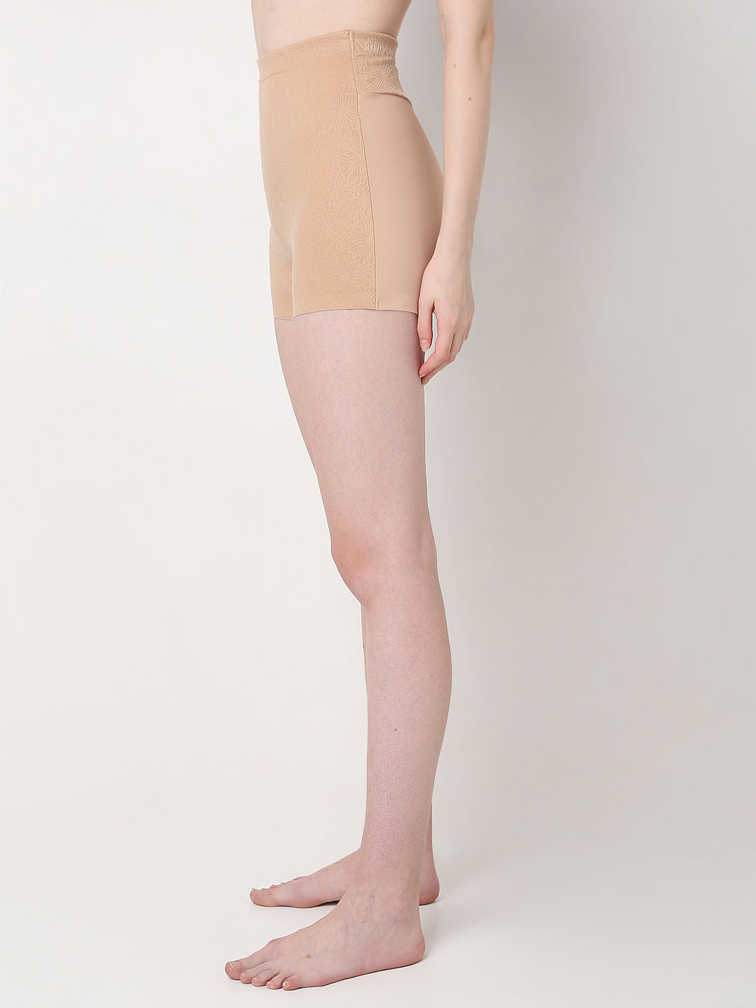 Intimates Nude Textured Thigh Shaper