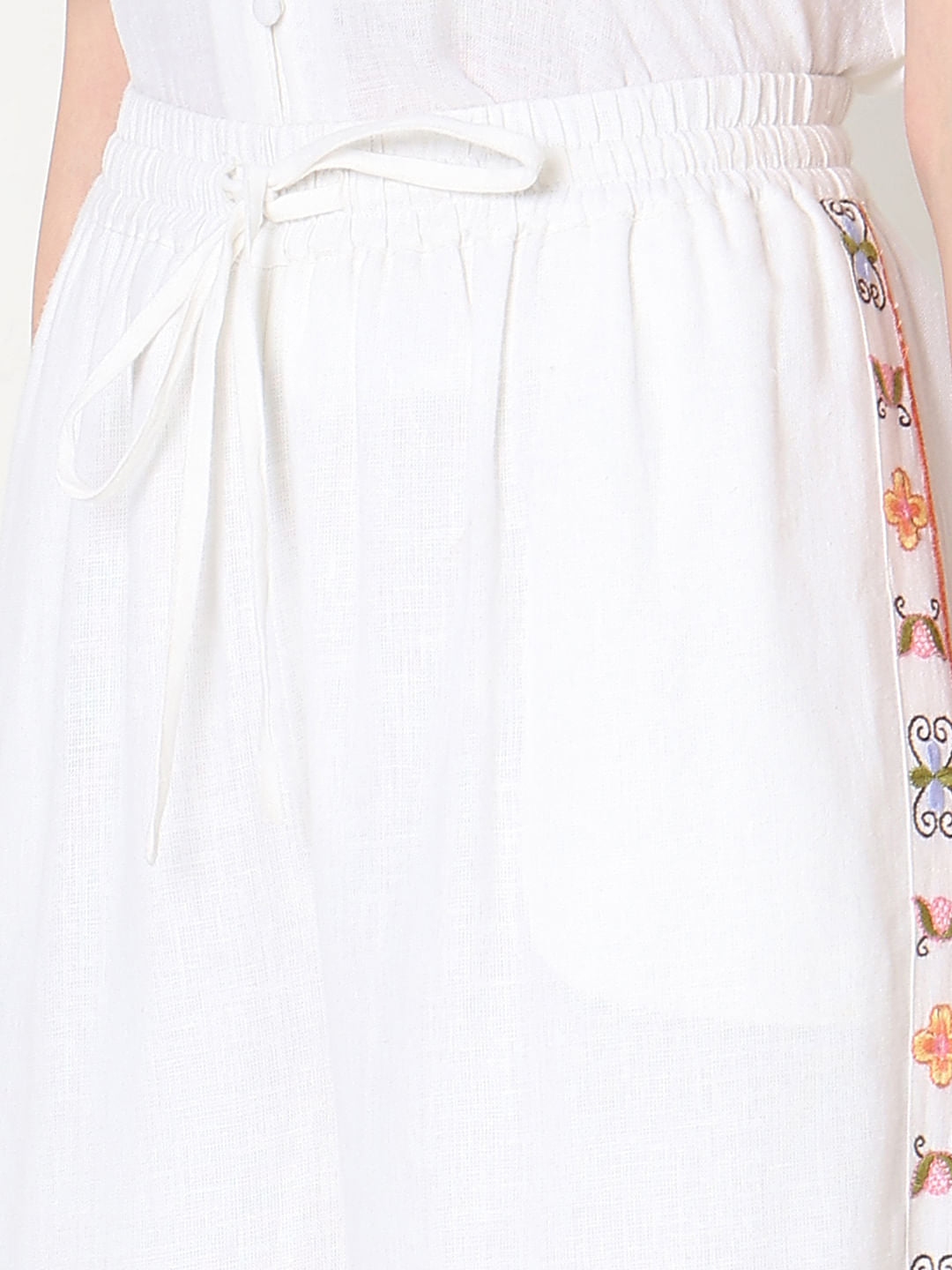 White High Rise Embroidered Co-Ord Set Pants