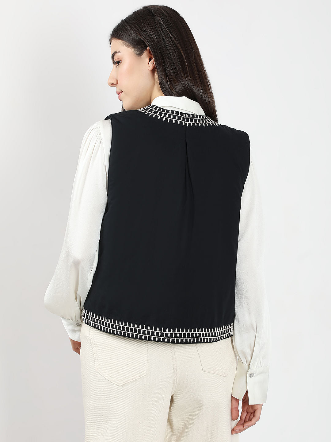Black Floral Embroidered Sleeveless Jacket