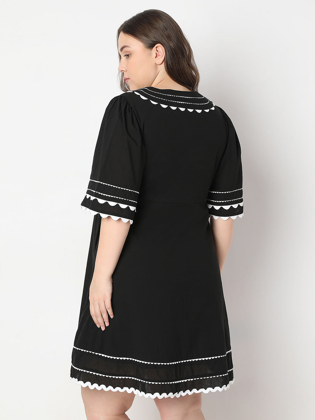 Curve Black Printed Shift Dress