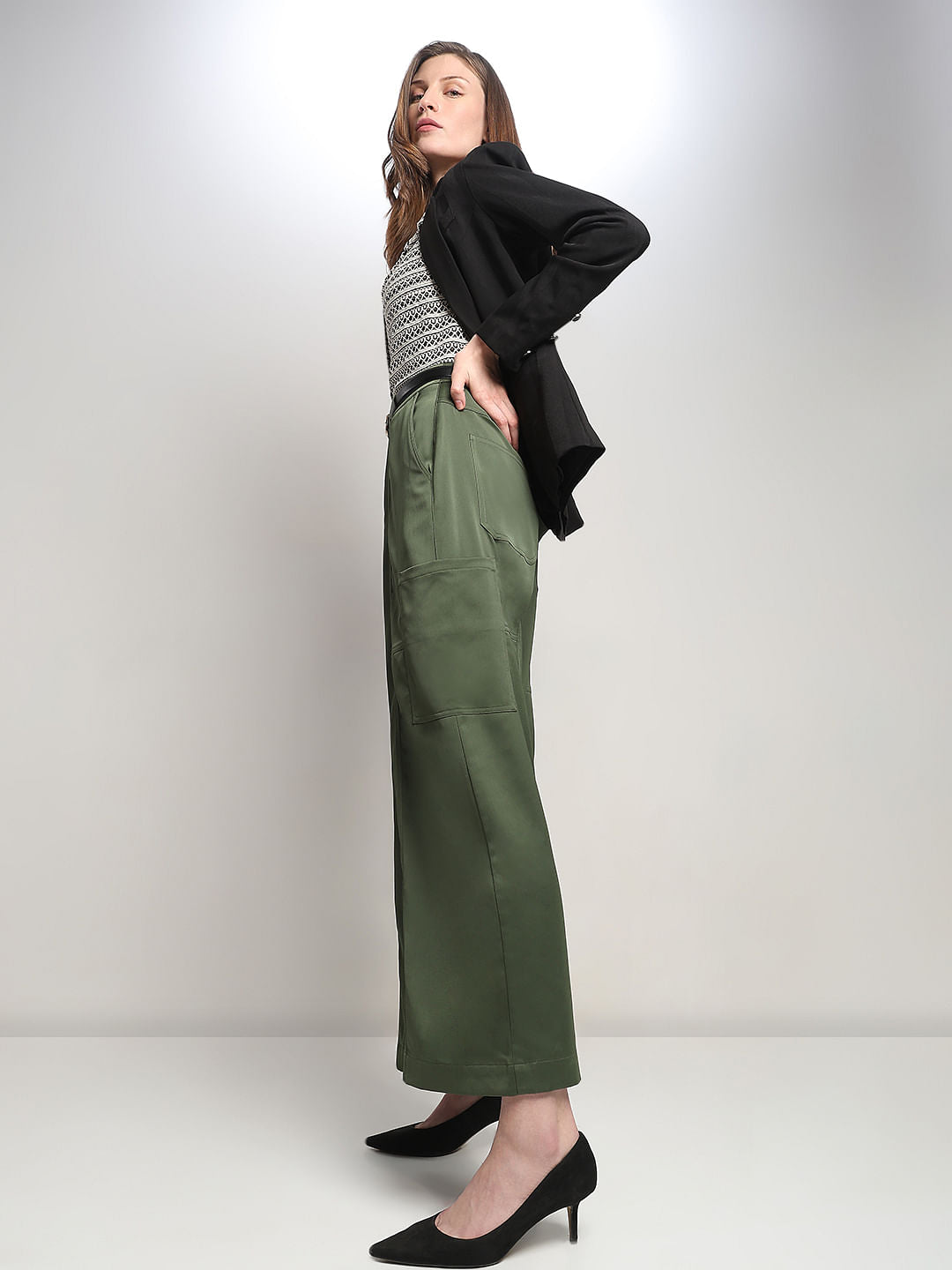 Green Mid Rise Cargo Pants