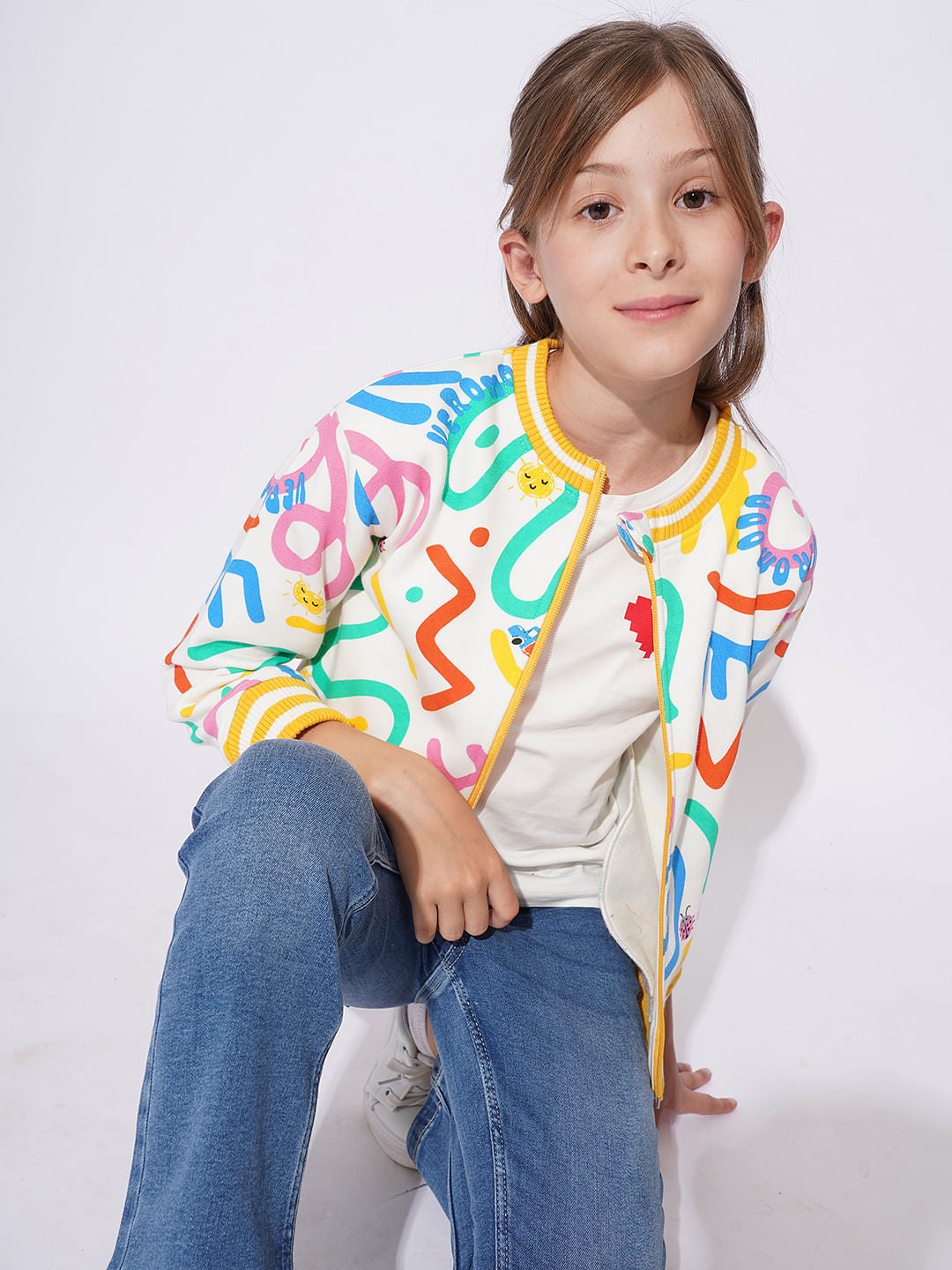 Girls White Printed Sweat Shirt