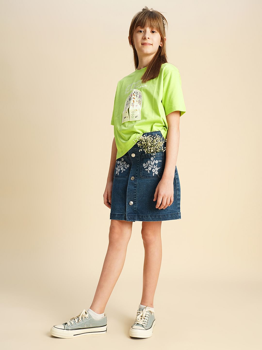 Girls Green Cut-Out Window Graphic T-Shirt