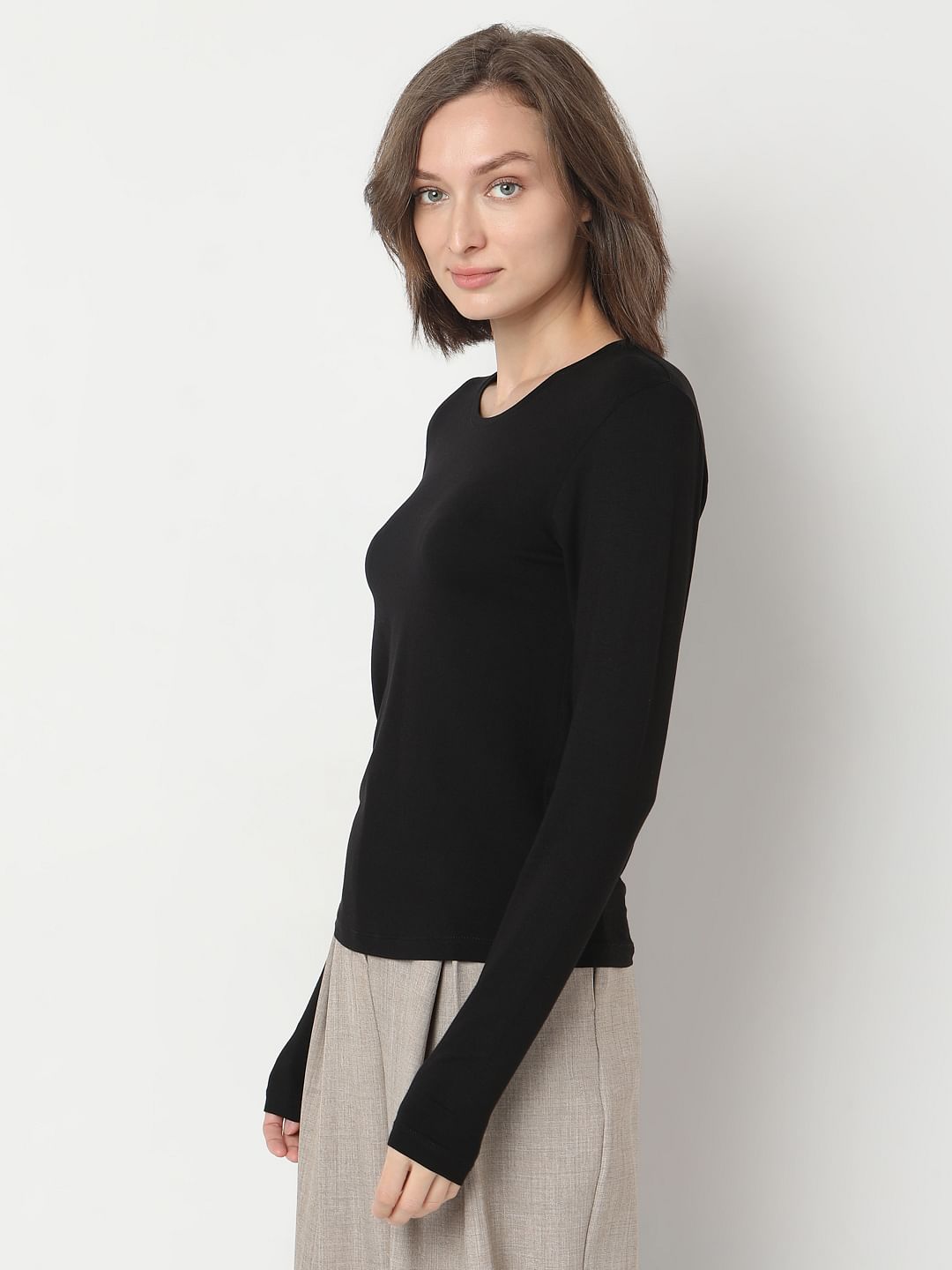 Black O-Neck Top