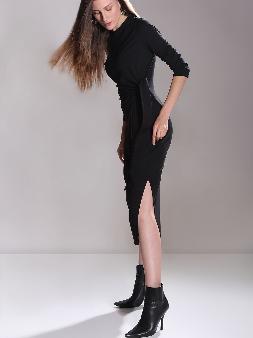 Black Tie-Knot Detail Dress