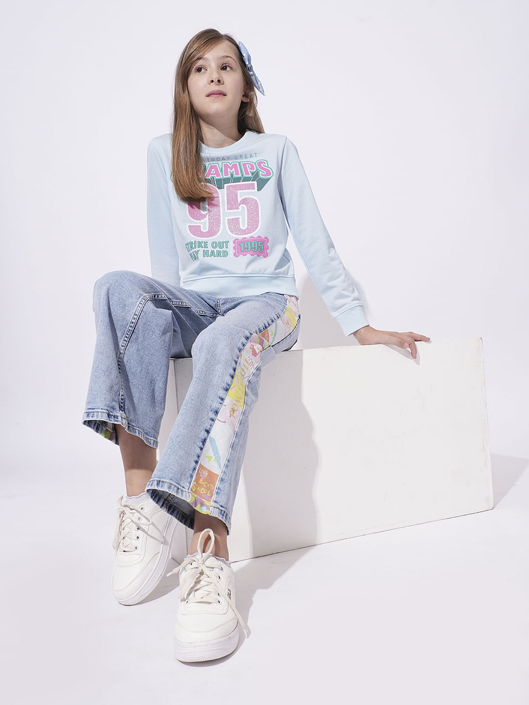 Girls Blue Printed Sweatshirt