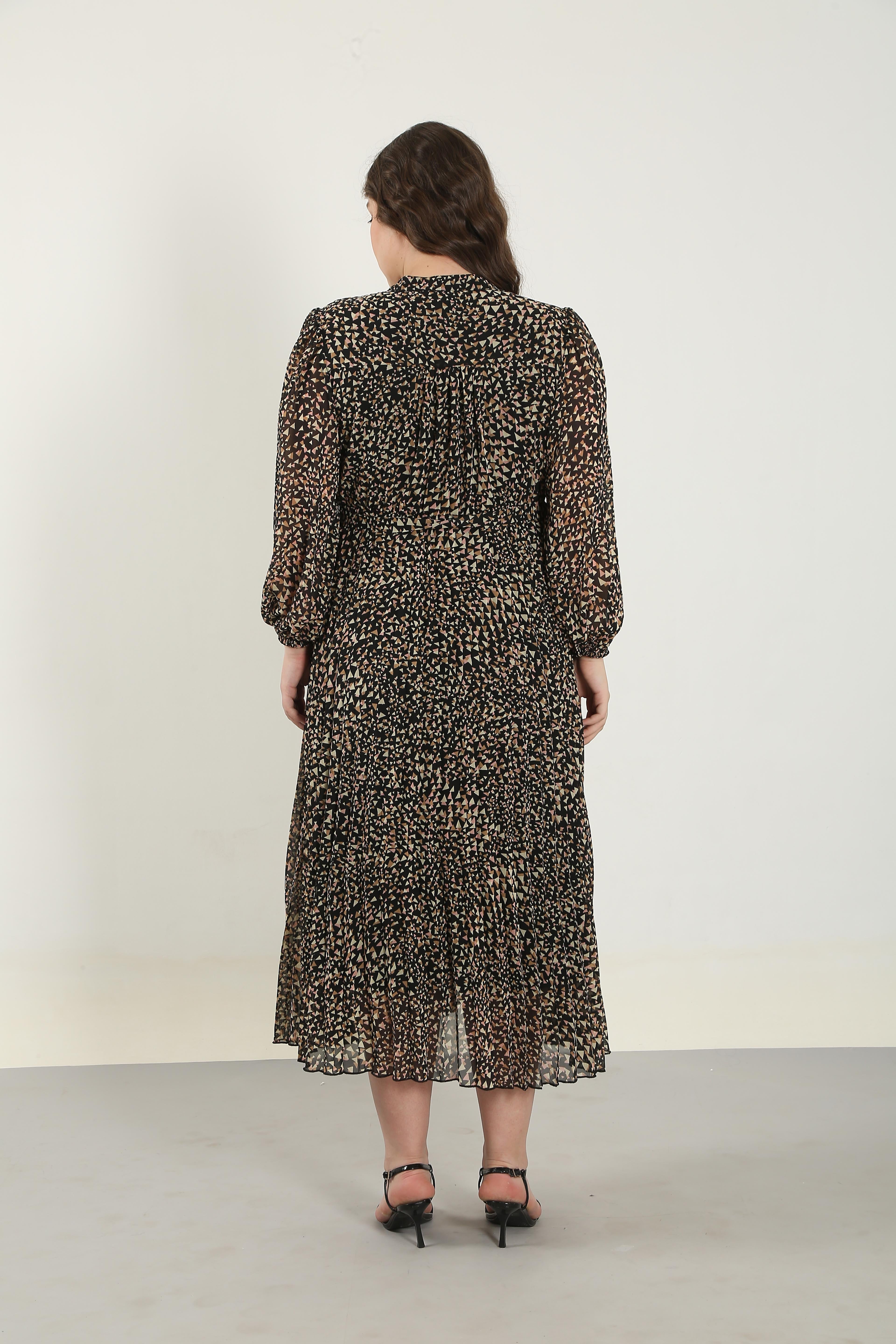 Vero Moda Curve Black Printed Midaxi Dress