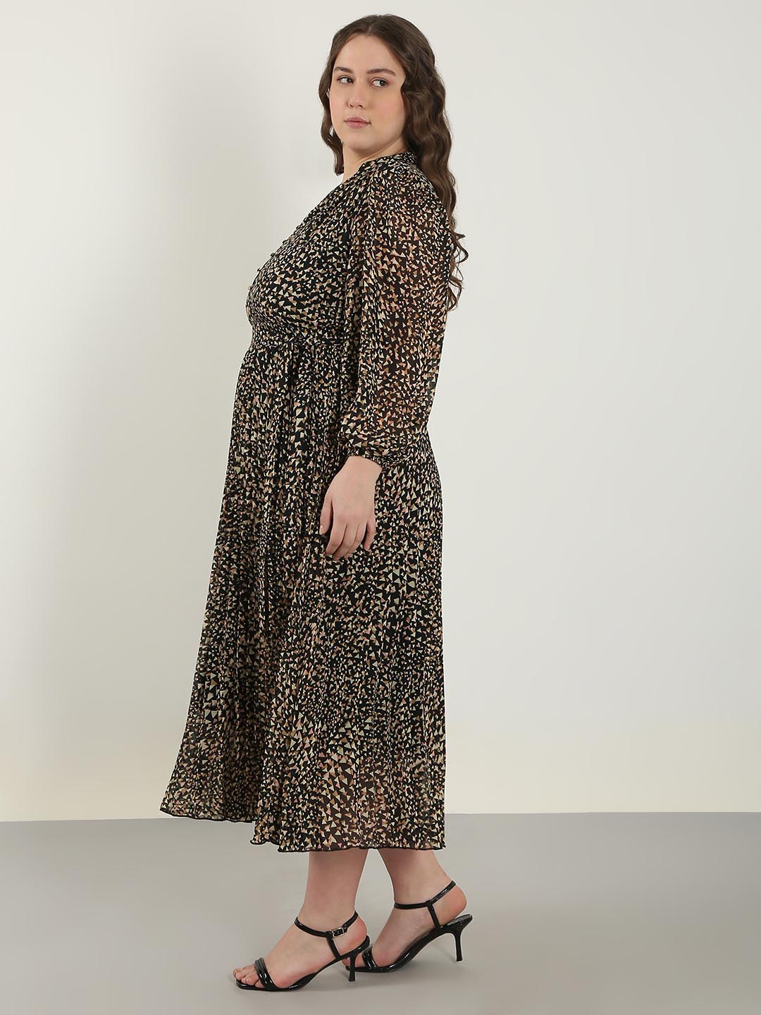 Vero Moda Curve Black Printed Midaxi Dress