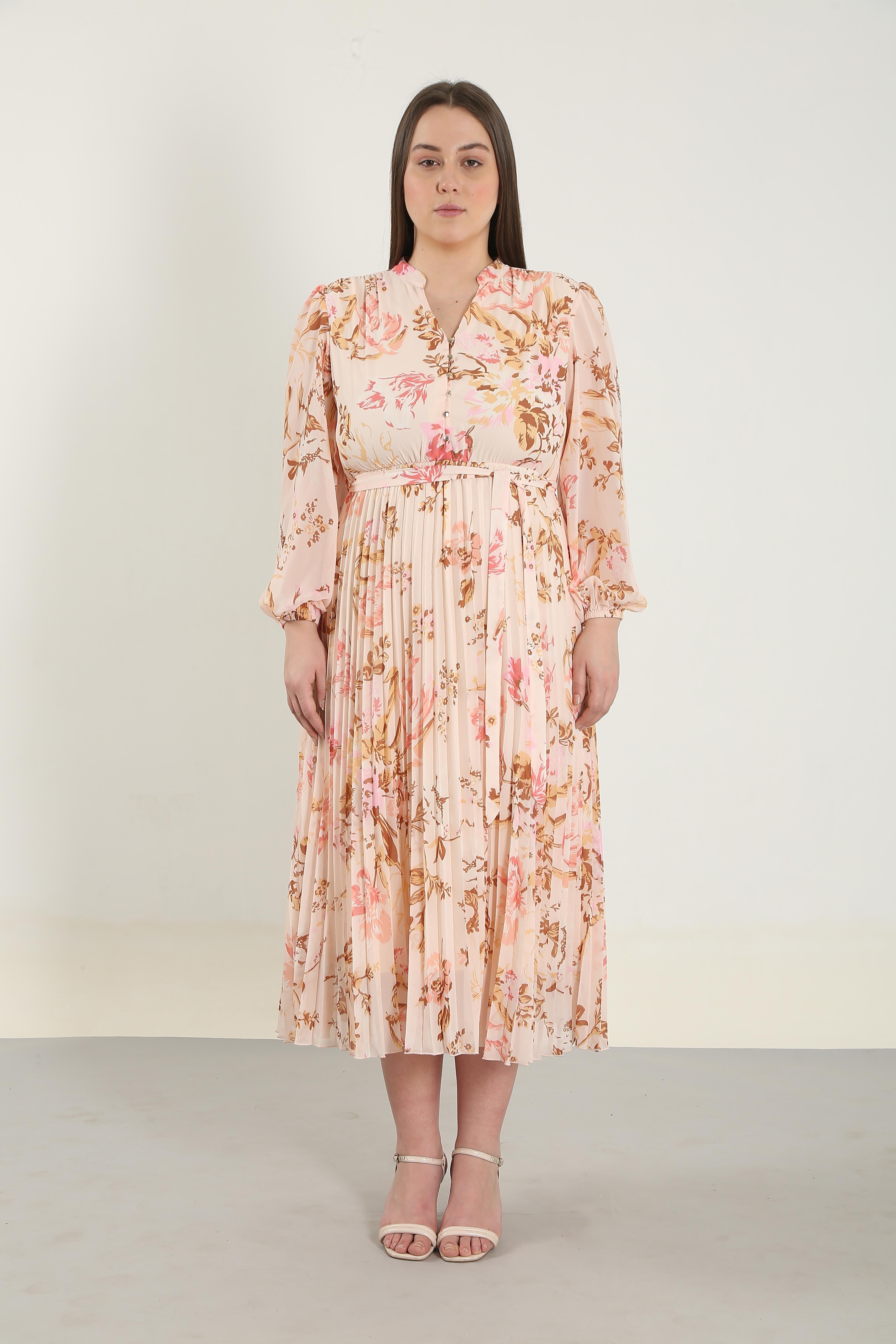 Vero Moda Curve Peach Floral Midaxi Pleated Dress