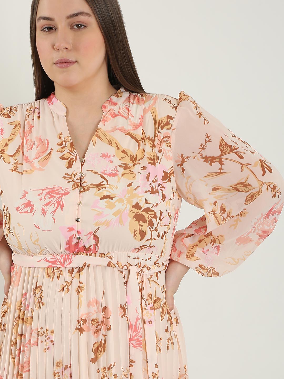 Vero Moda Curve Peach Floral Midaxi Pleated Dress