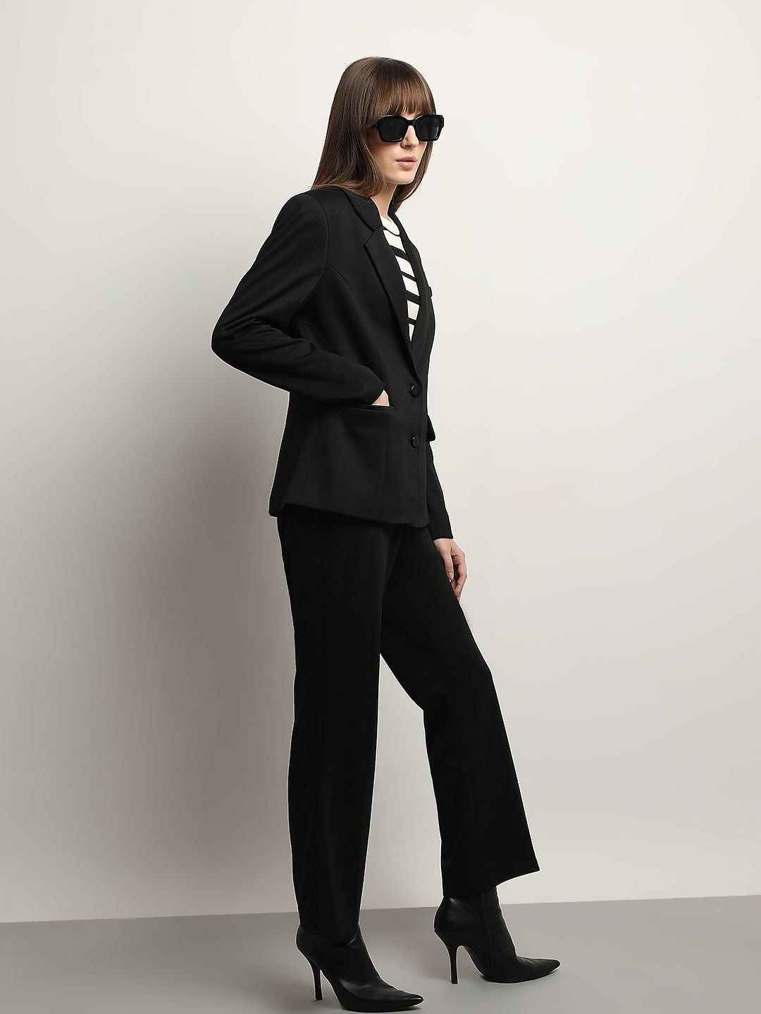 Black Tailored Blazer