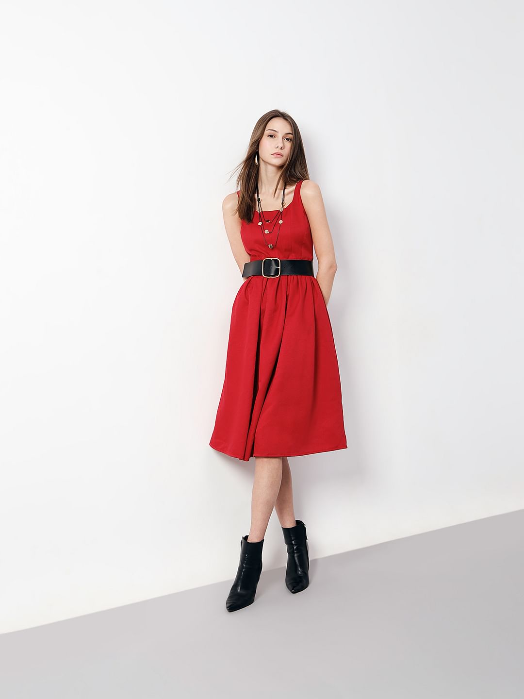 Red Square Neck Midi Dress