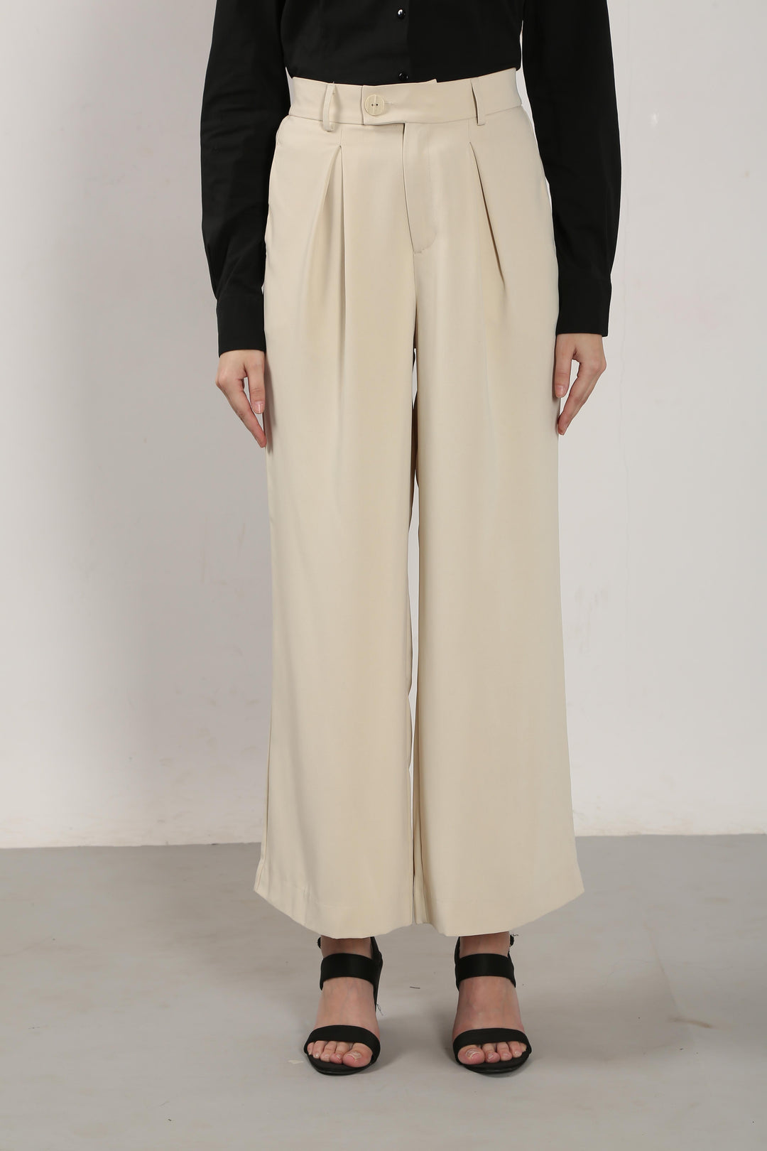 Vero Moda Beige High Rise Pants