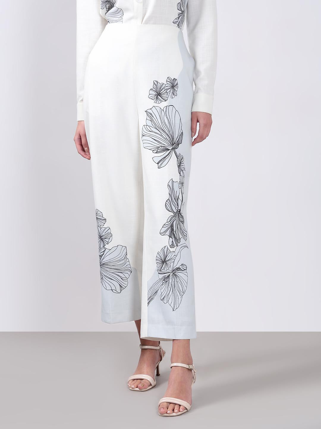Vero Moda off-White High Rise Floral Pants