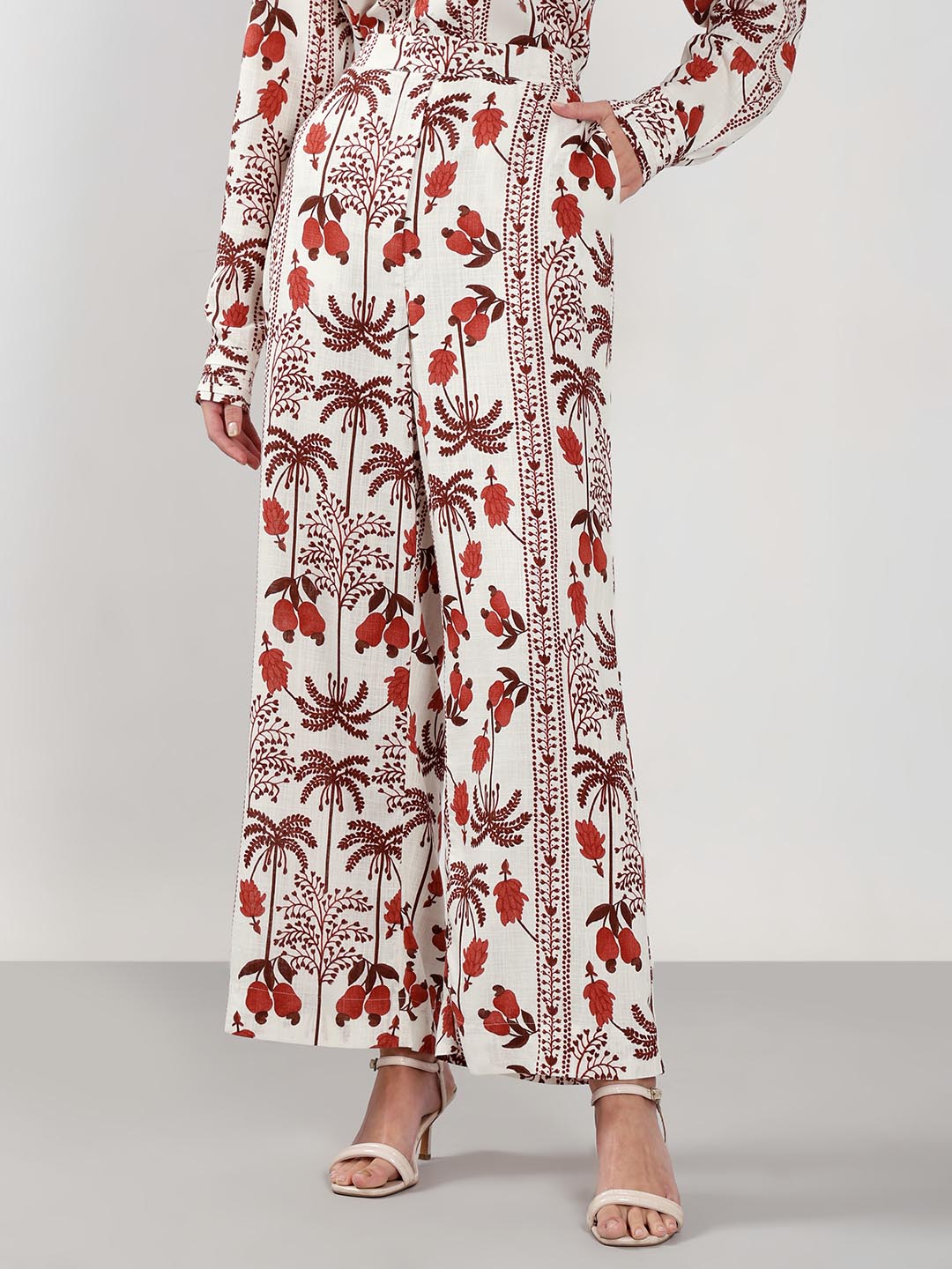 Vero Moda Ecru Printed High Rise Pants