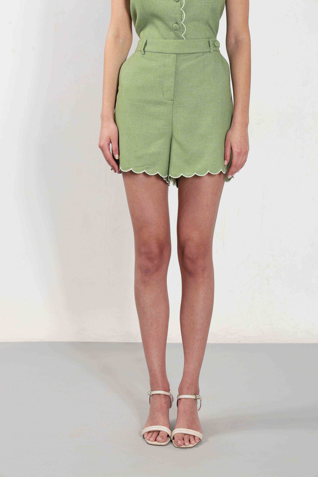 Vero Moda Green Scallop Hem Shorts