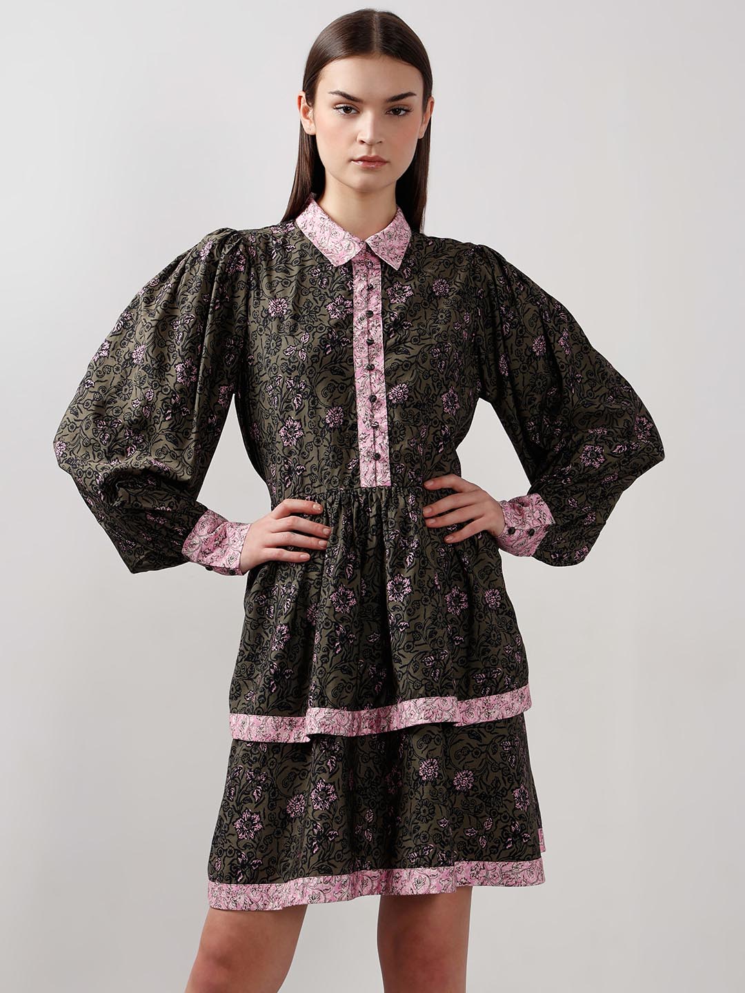 Vero Moda Black Printed Fit & Flare Dress