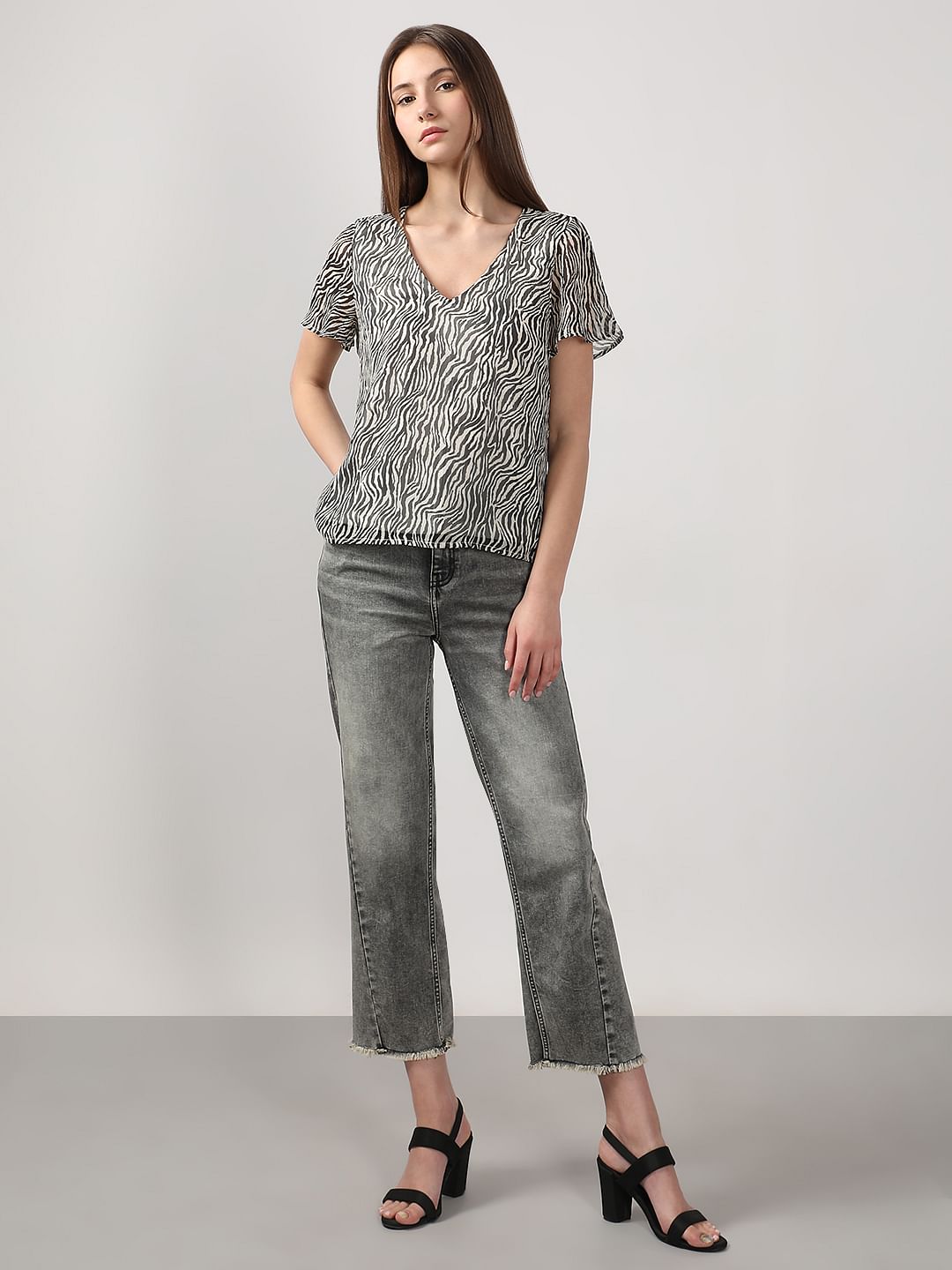 Black Printed V Neck Top