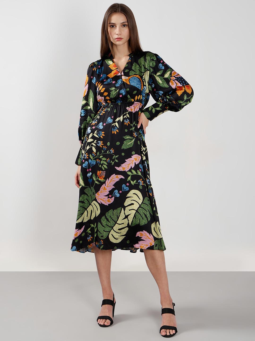 Vero Moda Black Printed Midi Dress