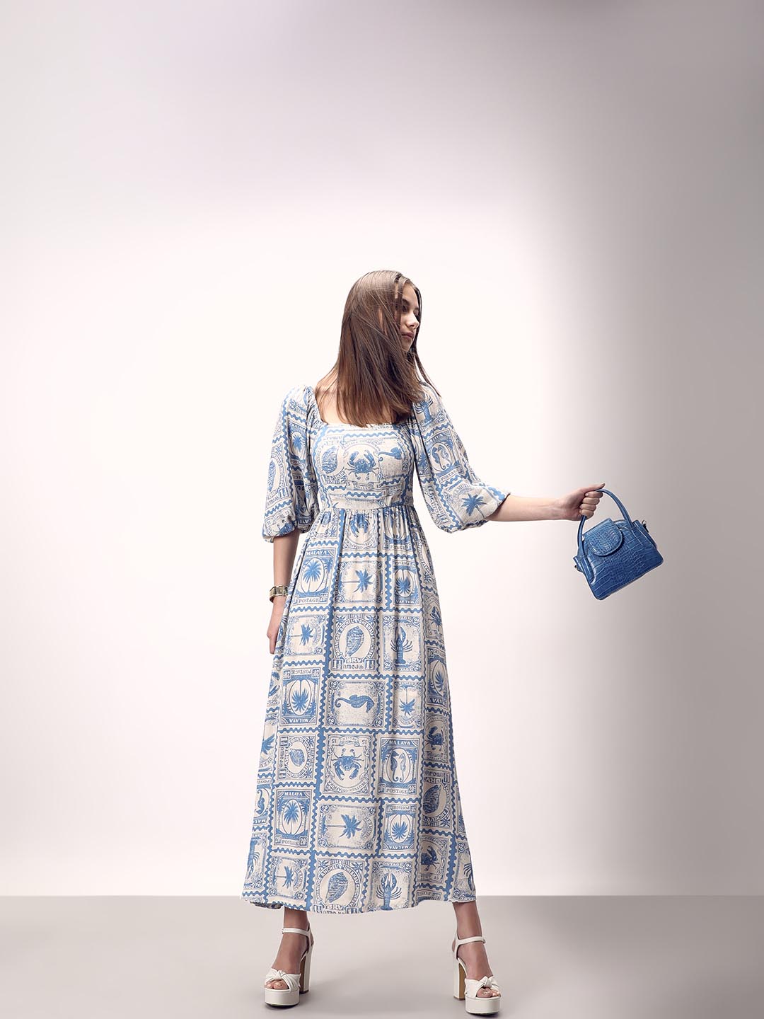 Vero Moda White & Blue Printed Viscose Dress - VERO MODA Vero Moda White & Blue Printed Viscose Dress - VERO MODA