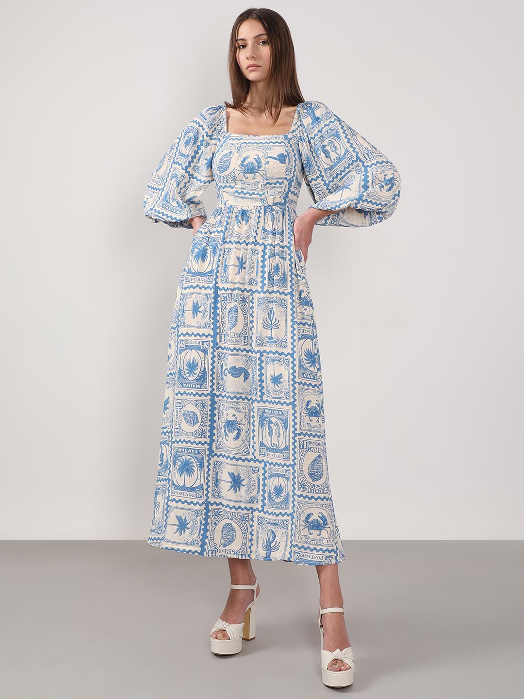 Vero Moda White & Blue Printed Viscose Dress