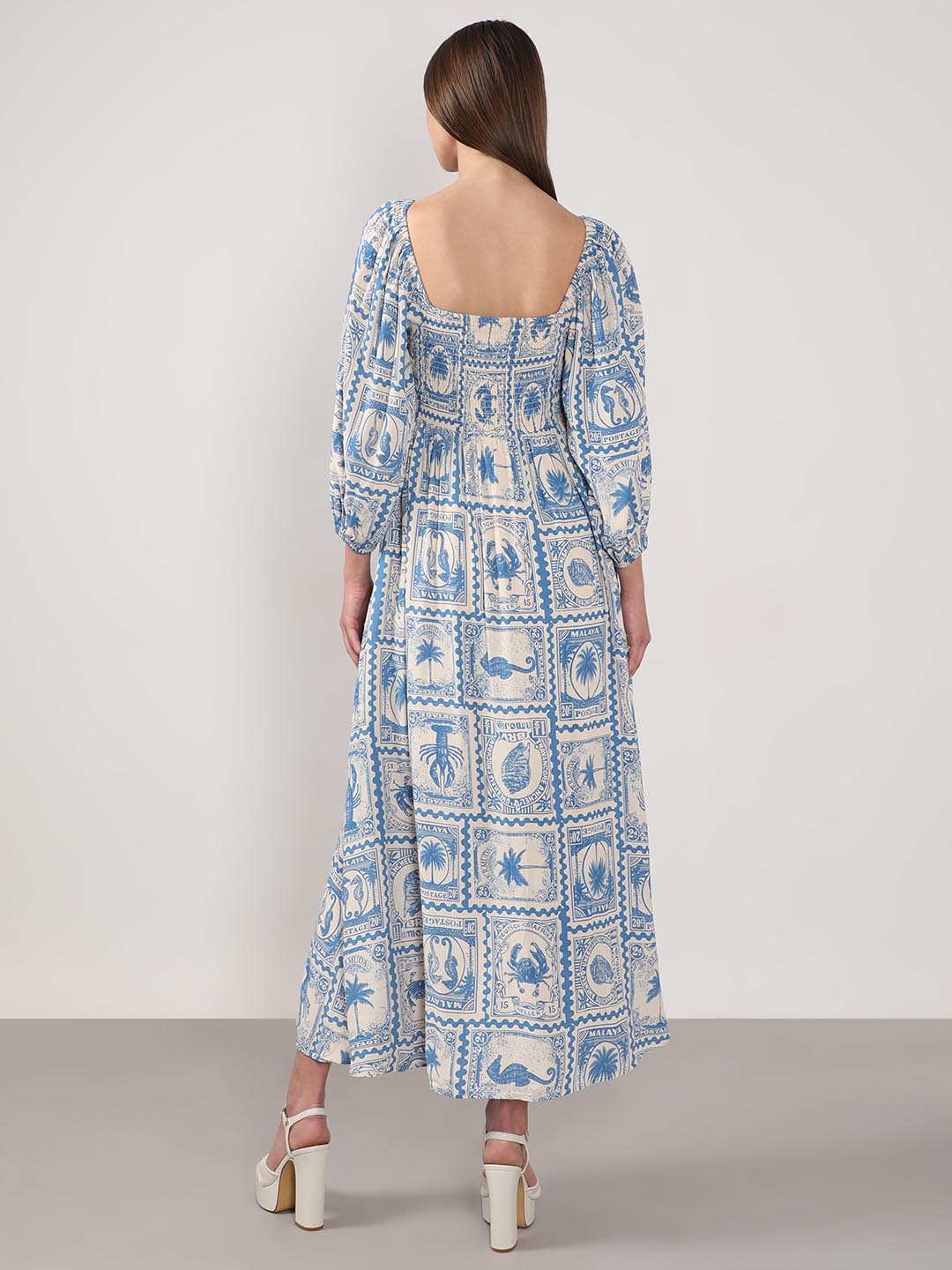 Vero Moda White & Blue Printed Viscose Dress