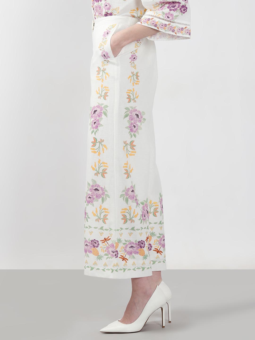 Vero Moda White Floral High Rise Pants