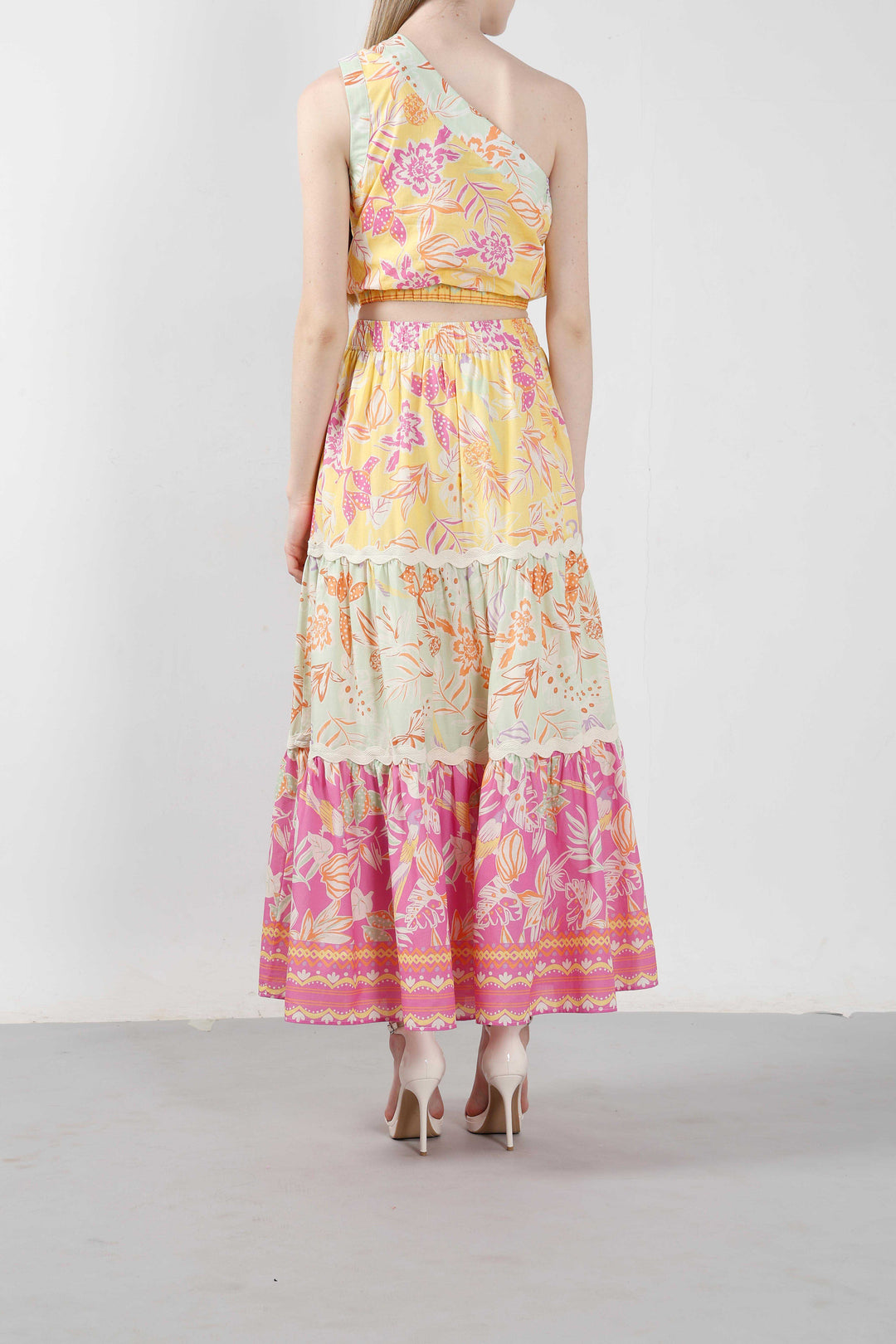 Vero Moda Multi-Colour Printed Flared Skirt