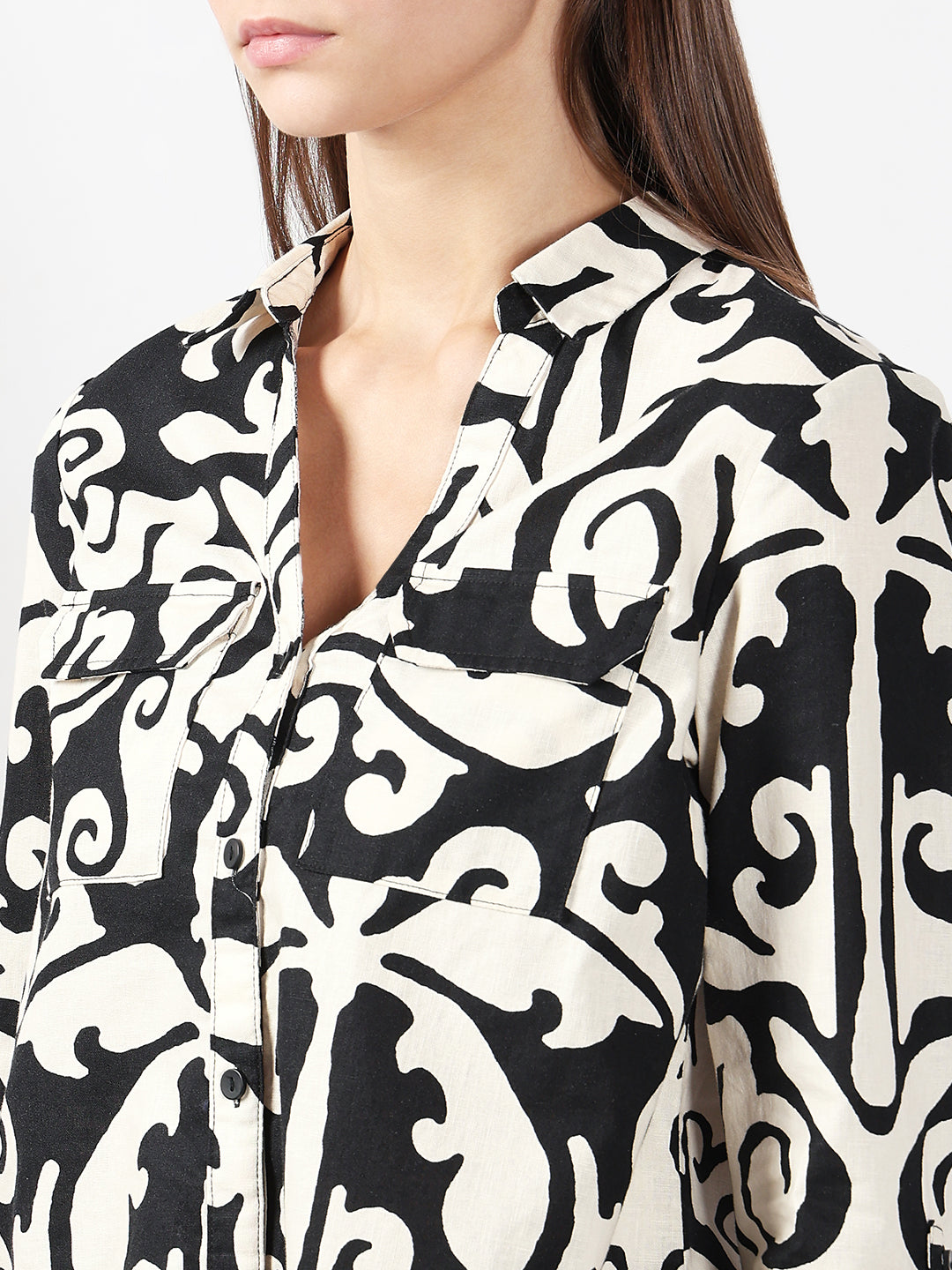 VERO MODA Black & White Printed Shirt