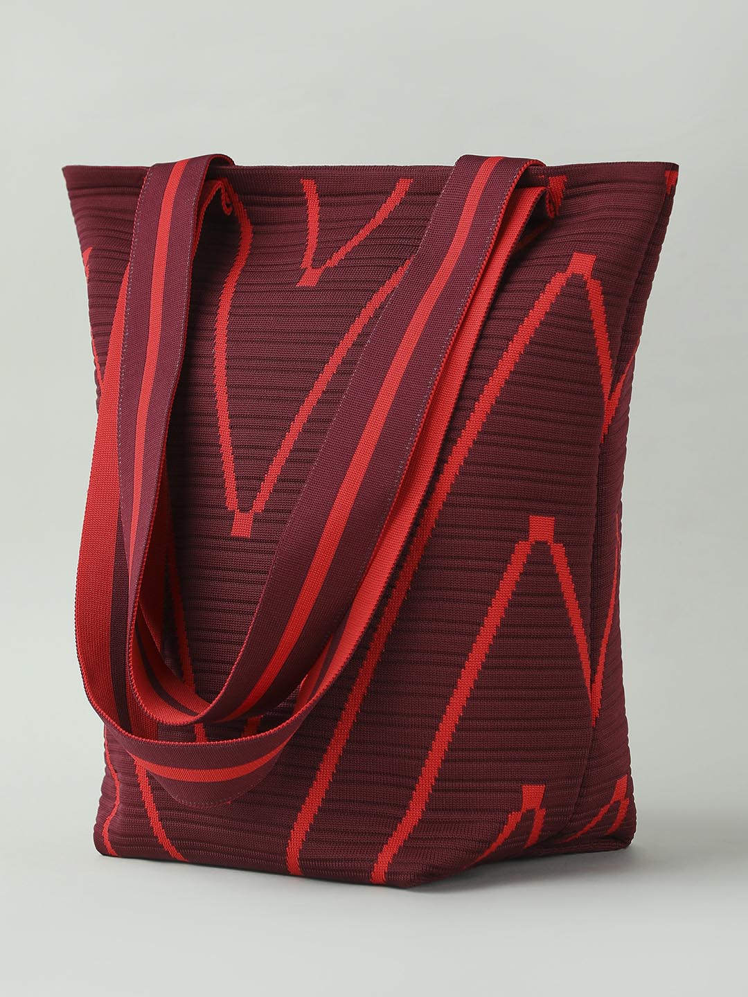Red Textured Contrast Shoulder Bag