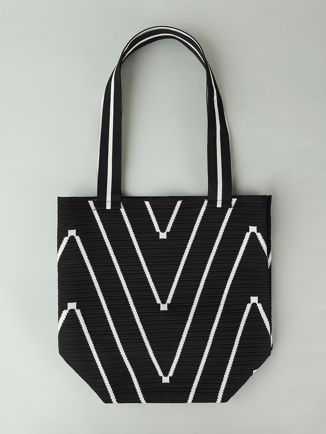 Black Textured Contrast Shoulder Bag