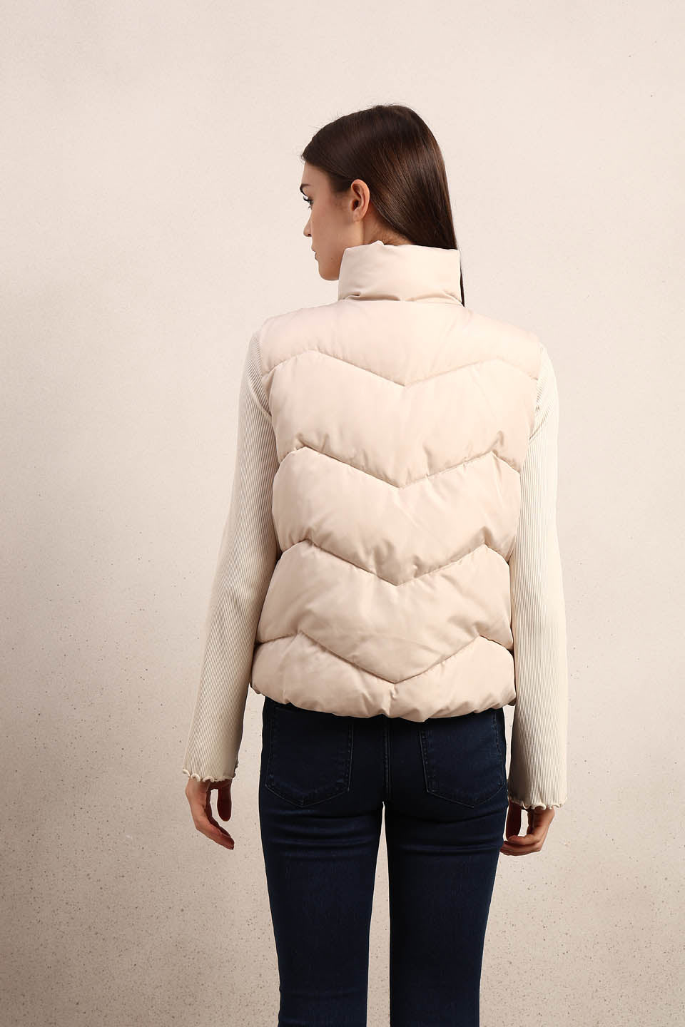 High-Neck Short Puffer Waistcoat - Beige