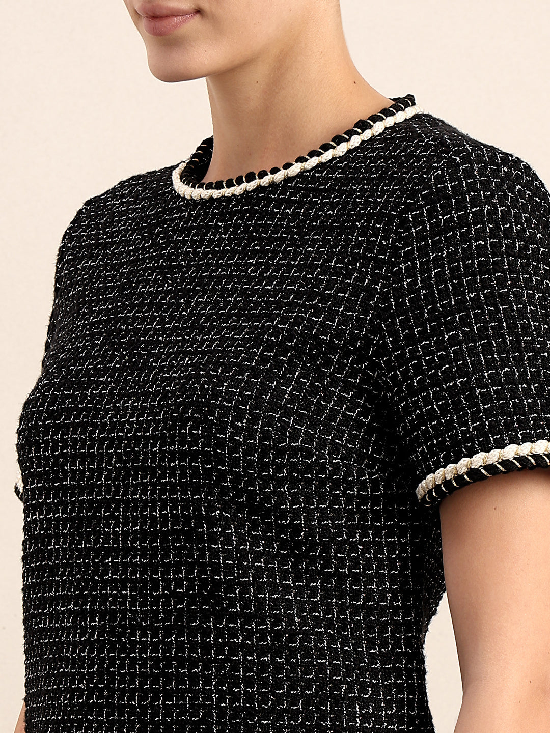 Textured Short Sleeves Mini Dress