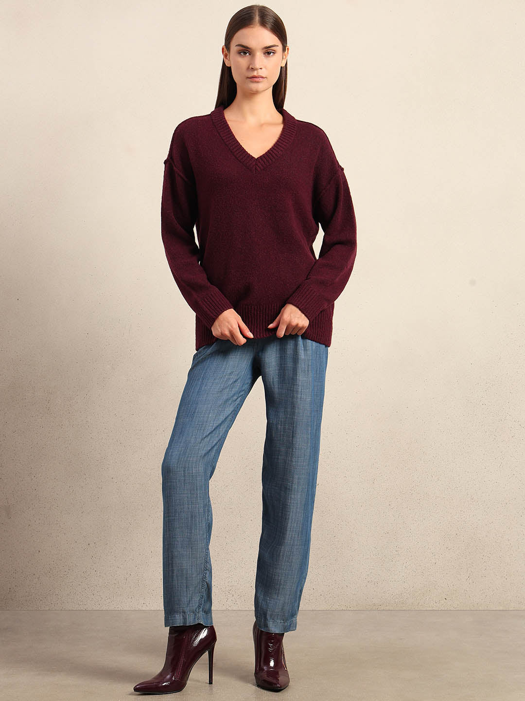 Deep Maroon V-Neck Pullover