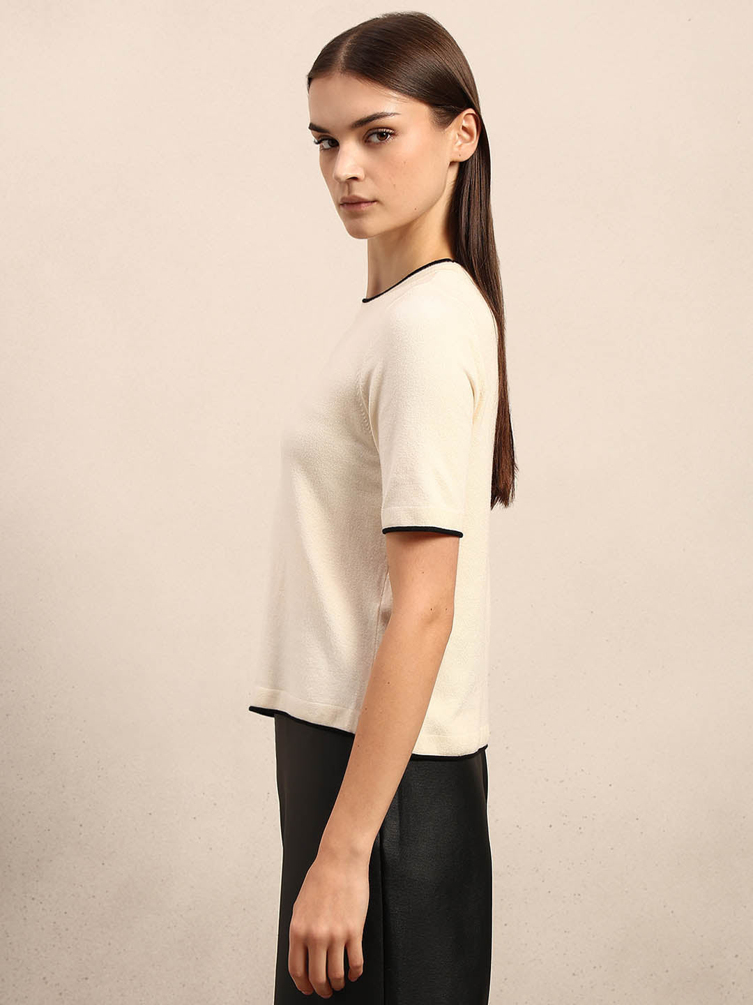 Short Sleeves O-Neck Pullover - Off-White