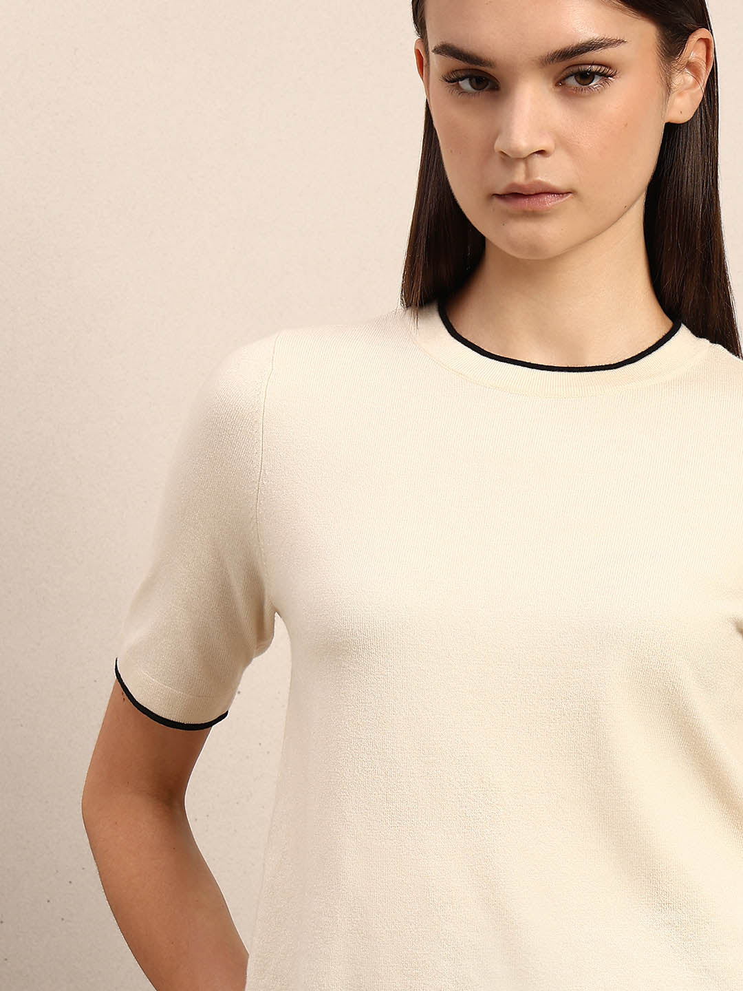 Short Sleeves O-Neck Pullover - Off-White