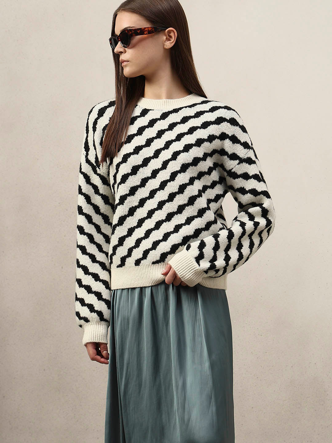 Black & Beige Printed Pullover