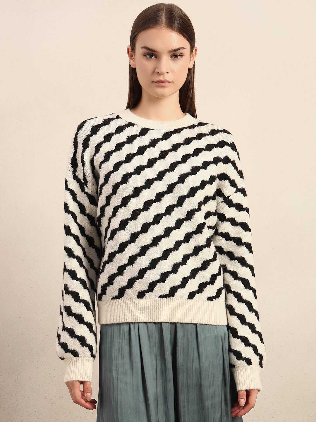 Black & Beige Printed Pullover