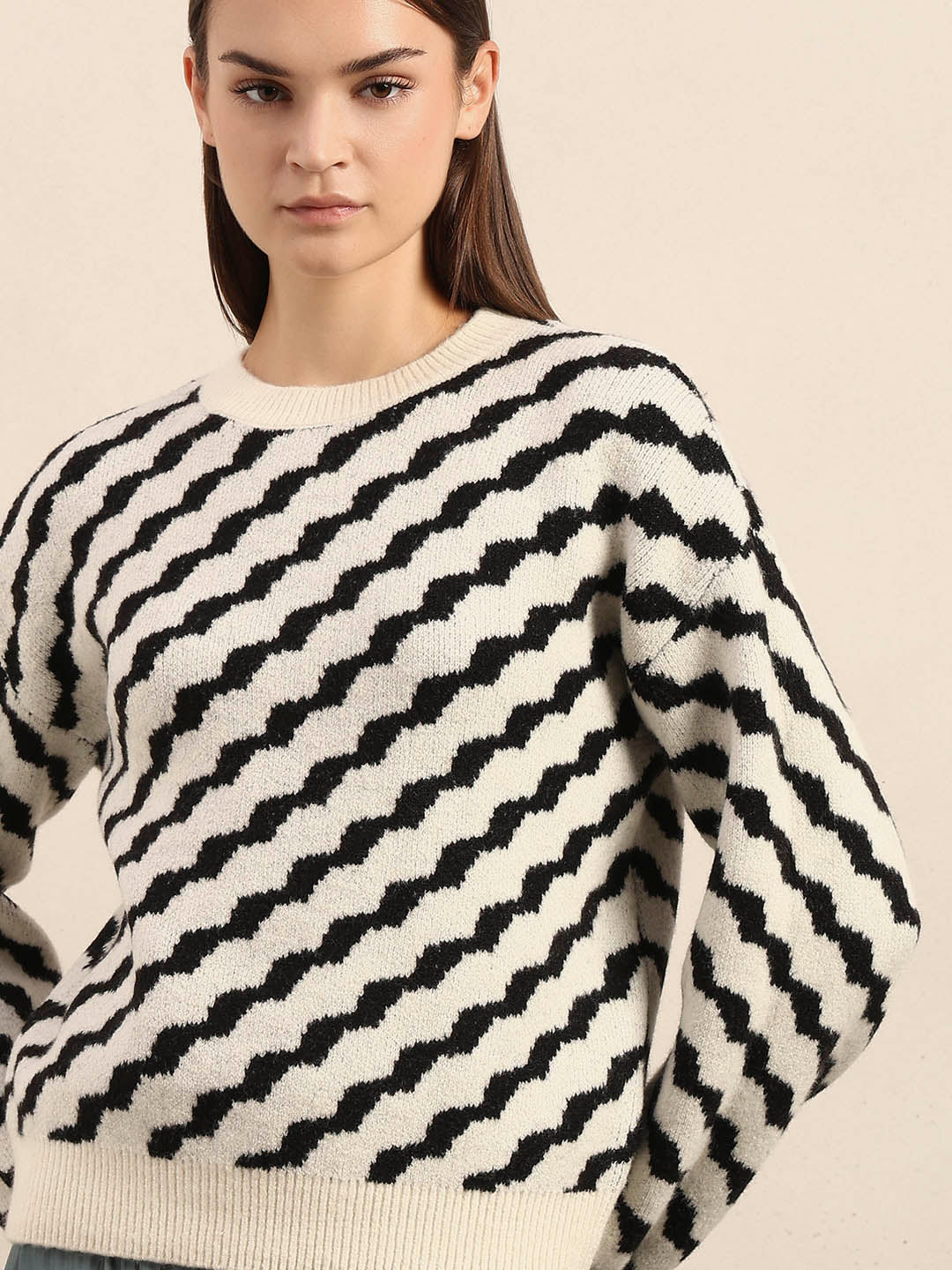 Black & Beige Printed Pullover