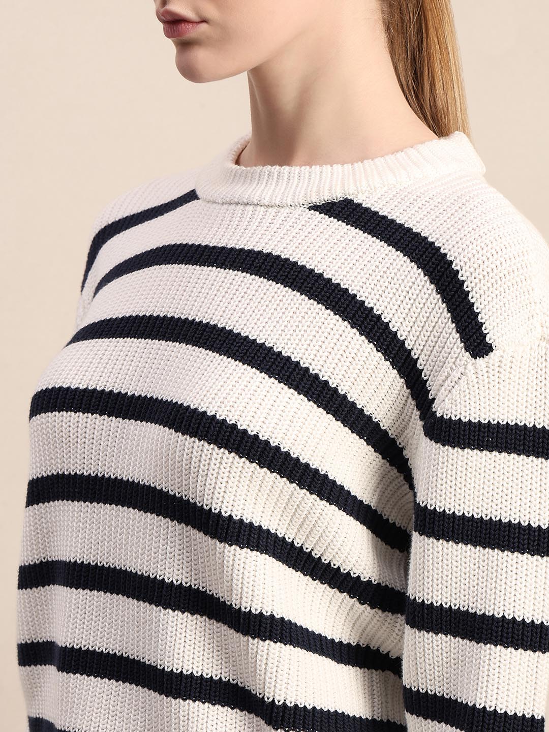 Ecru Striped O-Neck Pullover