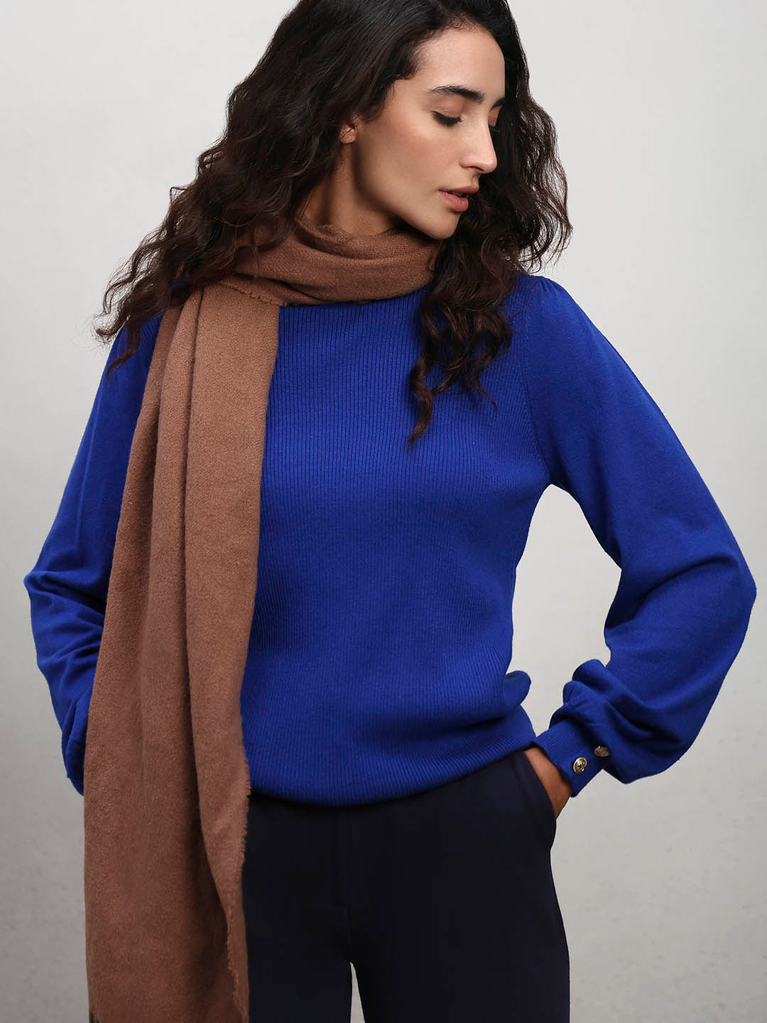 Royal Blue O-Neck Pullover