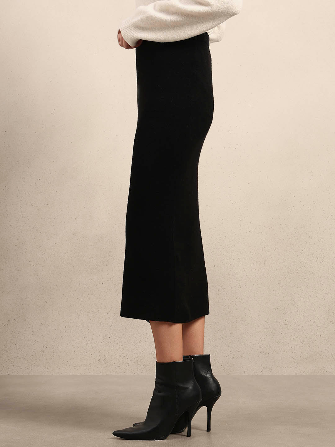 Knitted Bodycon Midi Skirt