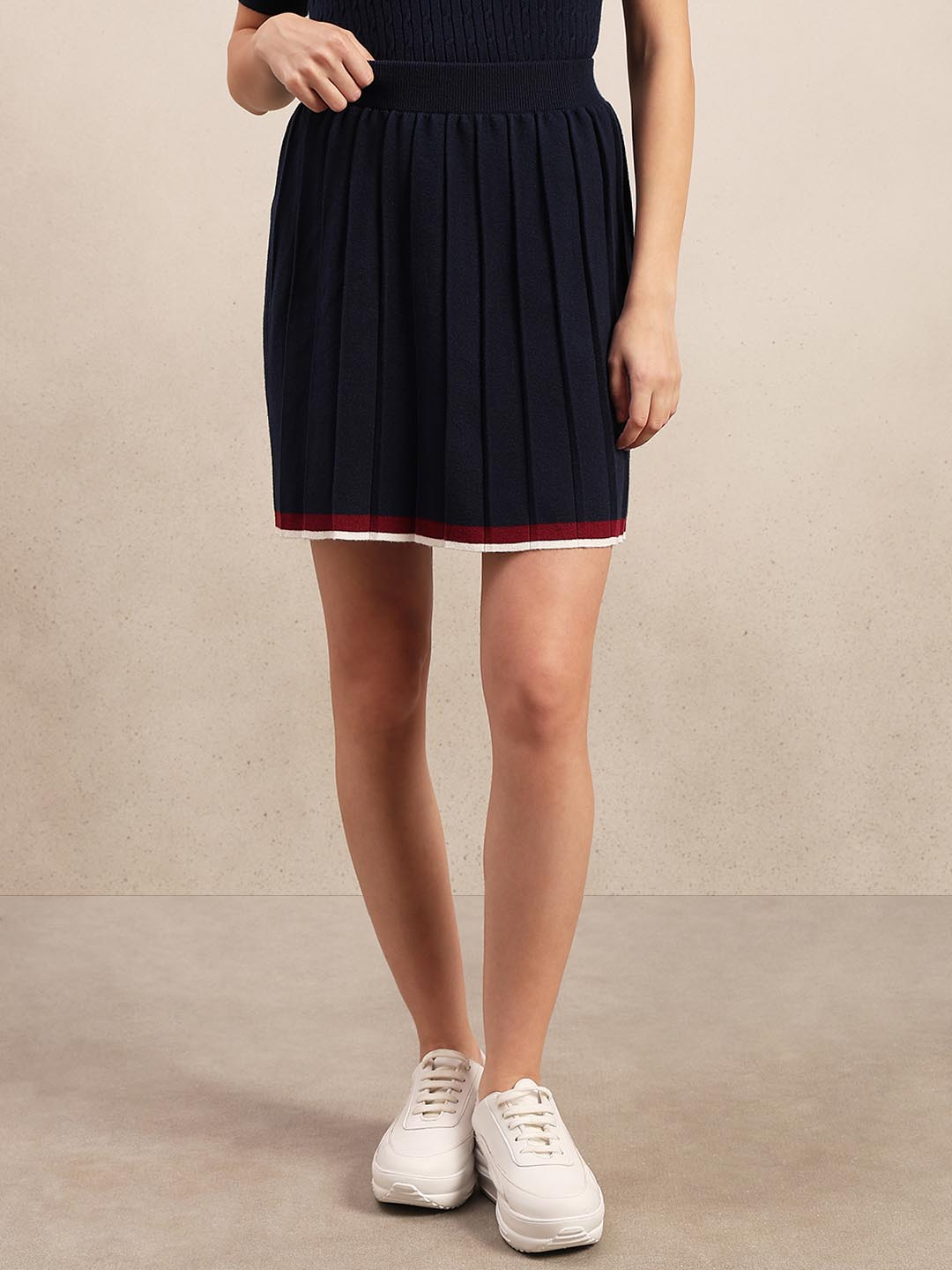 Navy Blue Pleated Knitted Skirt