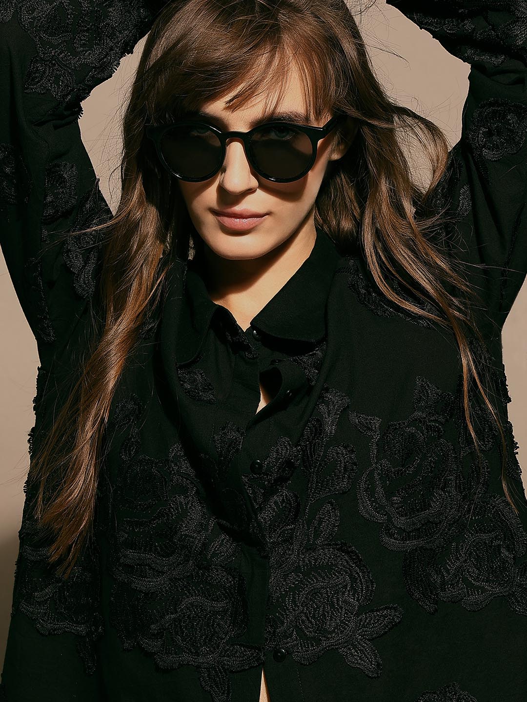 Black Round Framed Sunglasses