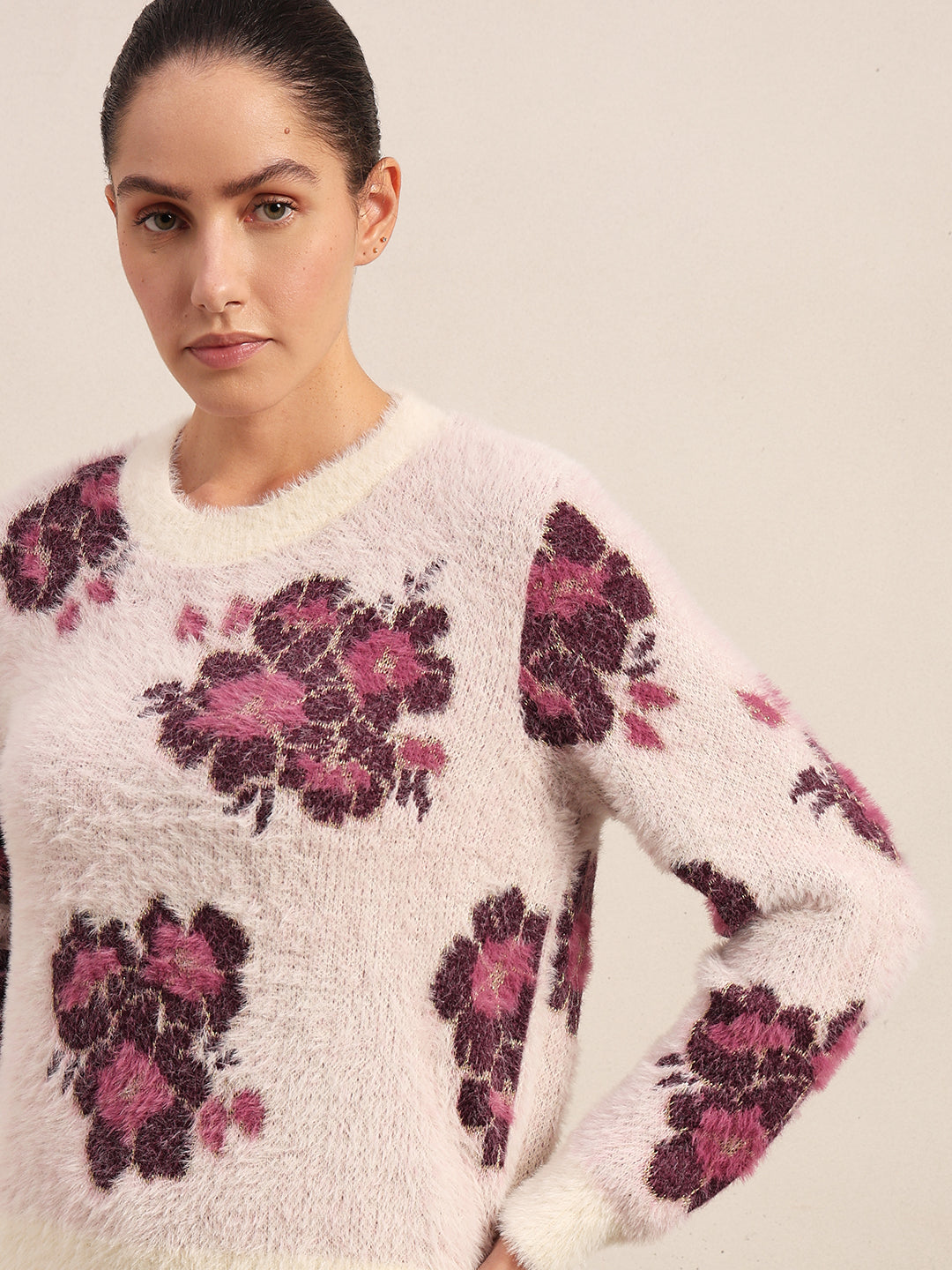 Floral Fuzzy O-Neck Pullover