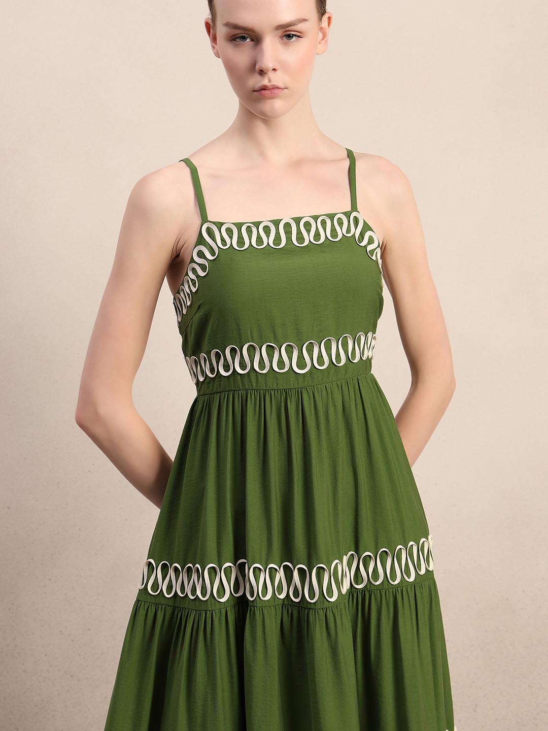 Green Contrast Ribbon Detail Dress