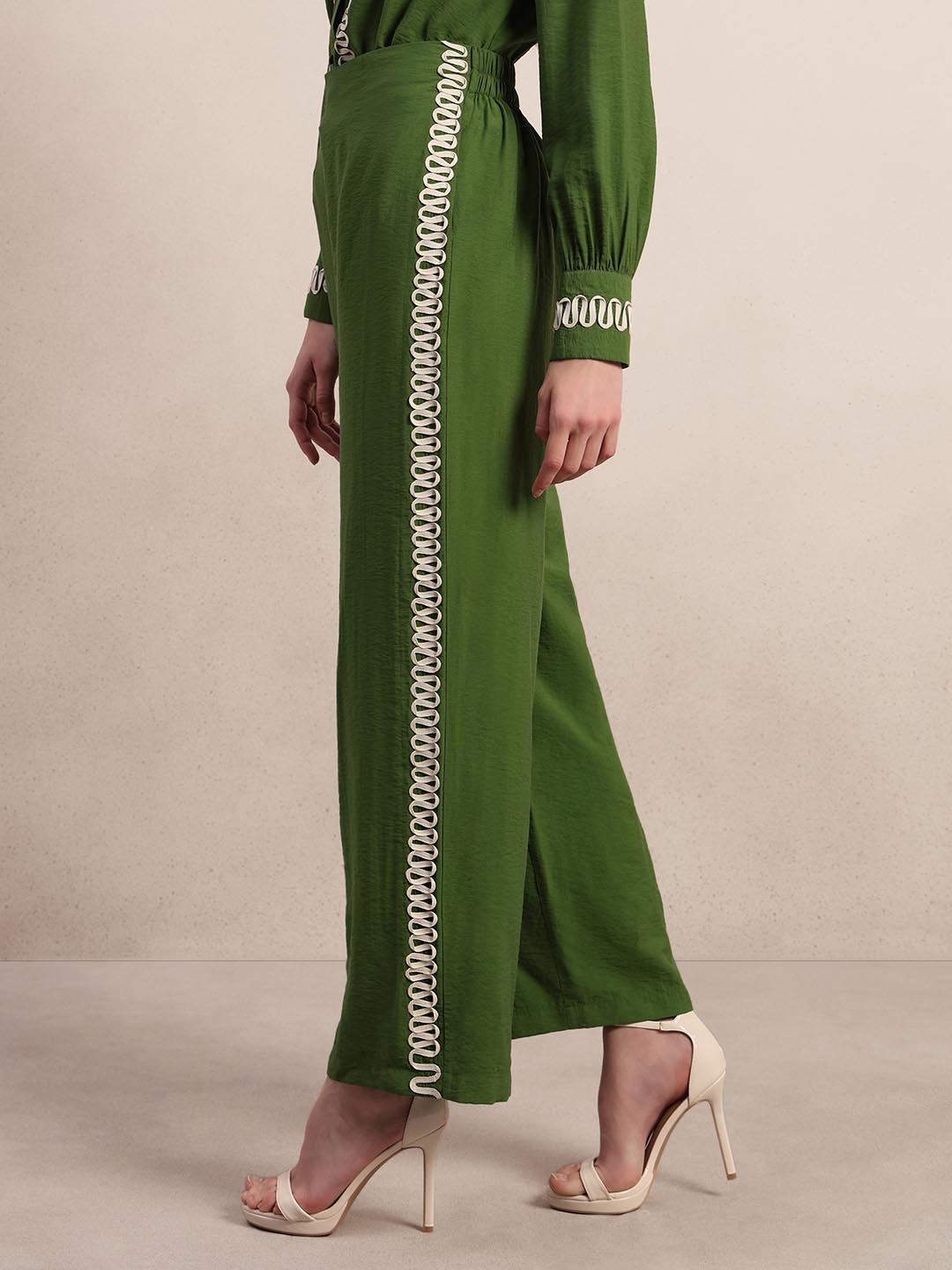 Green Ribbon Detailed Pants