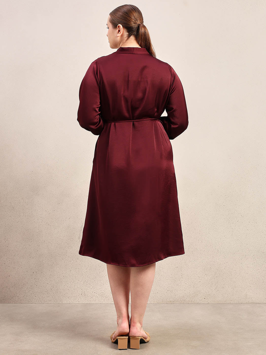 Curve Belted V-Neck Midi Dress - Maroon